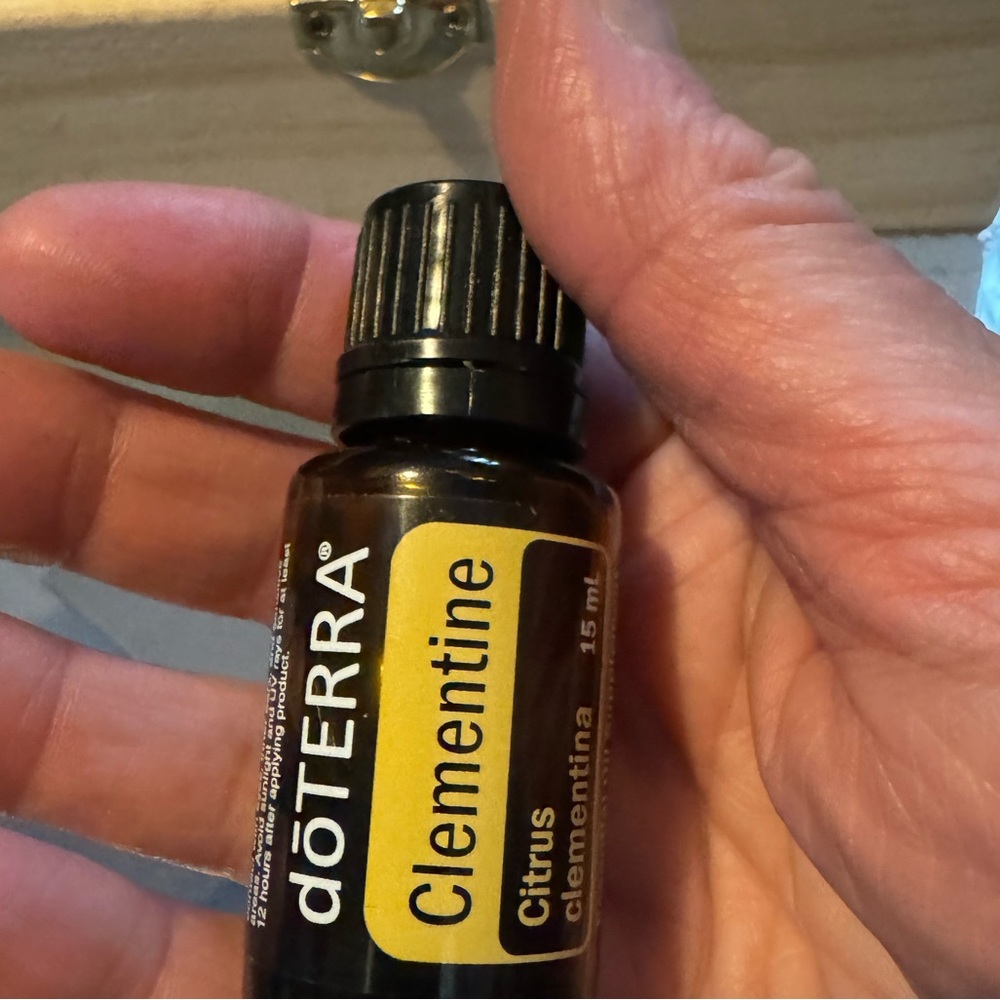 Doterra Clementine 15 ML New never opened Expires 05-26